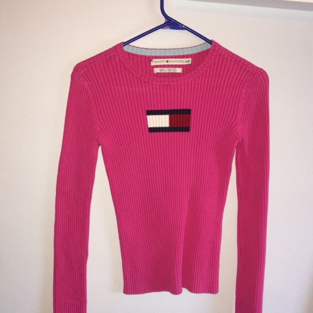 Tommy Hilfiger fuchsia sweater